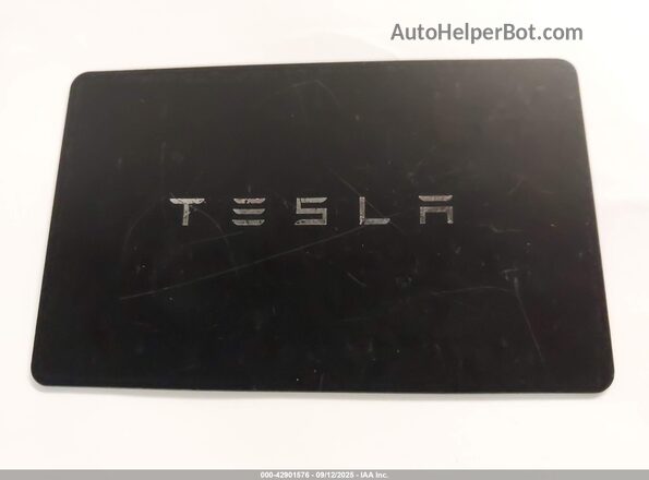 5YJ3E1EB7MF037939 2021 TESLA MODEL 3 Белый Вид панели приборов