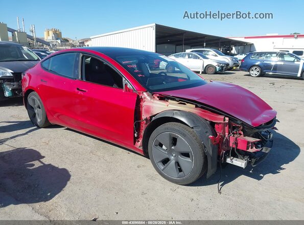 5YJ3E1EB8MF998985 2021 TESLA MODEL 3 Red Przód prawy