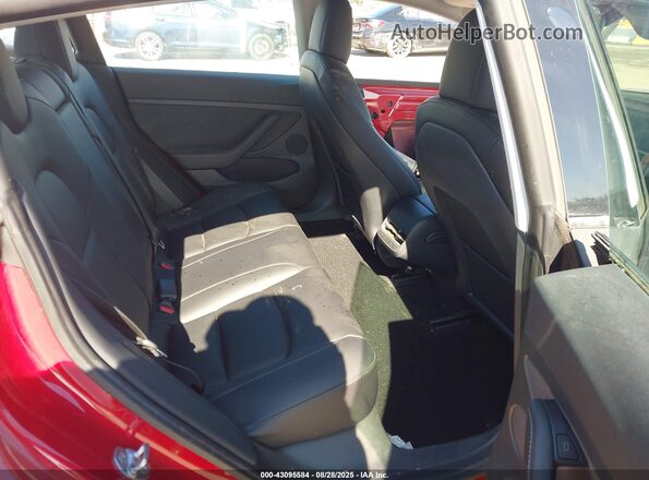5YJ3E1EB8MF998985 2021 TESLA MODEL 3 Red Widok naklejki z numerem VIN