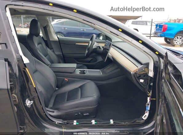 5YJ3E1EB9MF961816 2021 TESLA MODEL 3 Black Вид салону спереду