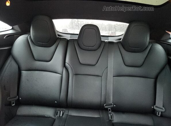 5YJSA1E44JF243076 2018 TESLA MODEL Gray Vista de los asientos traseros