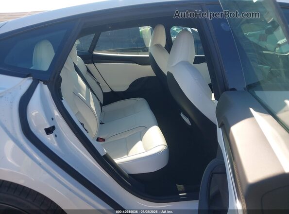 5YJSA1E68NF479110 2022 TESLA MODEL S Белый Вид наклейки с VIN-кодом
