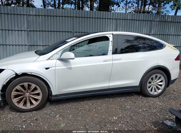 5YJXCBE23LF263830 2020 TESLA MODEL X White Սալոնի 360 աստիճան տեսք