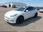 2020 Tesla Model Y Long Range Dual Motor All-wheel Drive White vin: 5YJYGDEE2LF038779