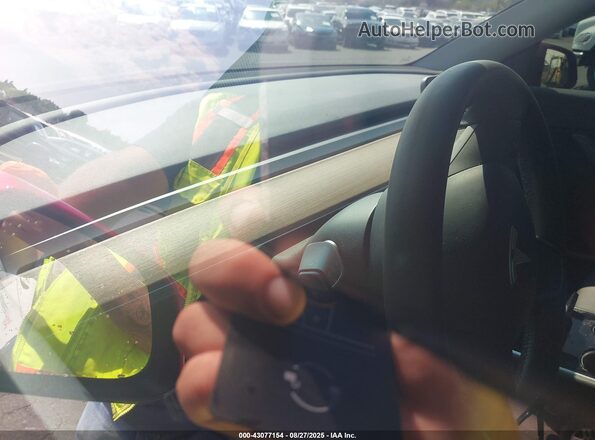 5YJYGDEE7LF030371 2020 TESLA MODEL Y Red Widok tylnych siedzeń