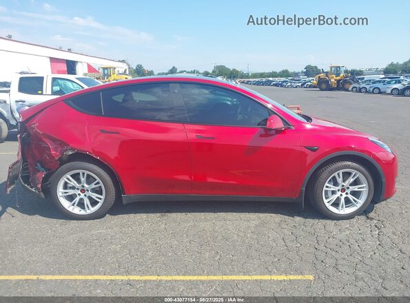 5YJYGDEE7LF030371 2020 TESLA MODEL Y Red Widok wnętrza z tyłu