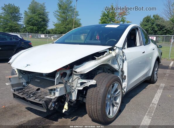 5YJYGDEE8LF044442 2020 TESLA MODEL Y Белый Передняя левая четверть