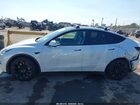 2021 Tesla Model Y Long Range Dual Motor All-wheel Drive White vin: 5YJYGDEE9MF214695
