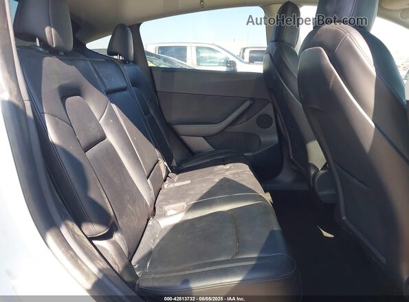 5YJYGDEE9MF214695 2021 TESLA MODEL Y White Widok naklejki z numerem VIN