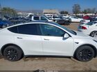 2021 Tesla Model Y Long Range Dual Motor All-wheel Drive White vin: 5YJYGDEE9MF214695
