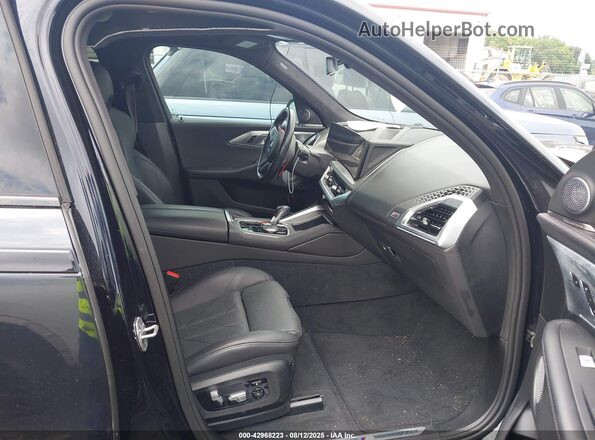 5YM23CS0XP9S28406 2023 BMW OTHER Черный Вид салона спереди