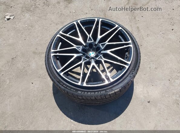 5YMJU0C06N9J07343 2022 BMW X5 Gray Vista del cuadro de instrumentos