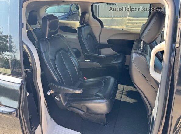 2C4RC1DG7LR163251 2020 CHRYSLER OTHER Black Вид підкапотного простору