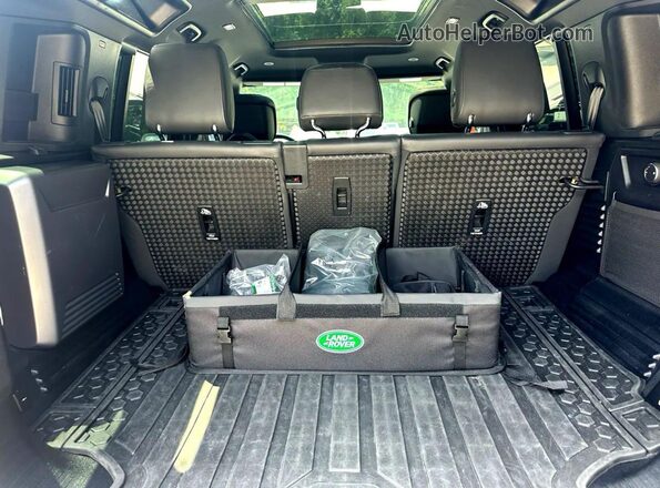 SALEWERE9N2096XXX 2022 LAND ROVER DEFENDER Black Front interior view