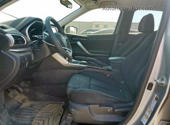 JA4AS3AA3JZ041642 2018 MITSUBISHI ECLIPSE Серебряный Вид панели приборов