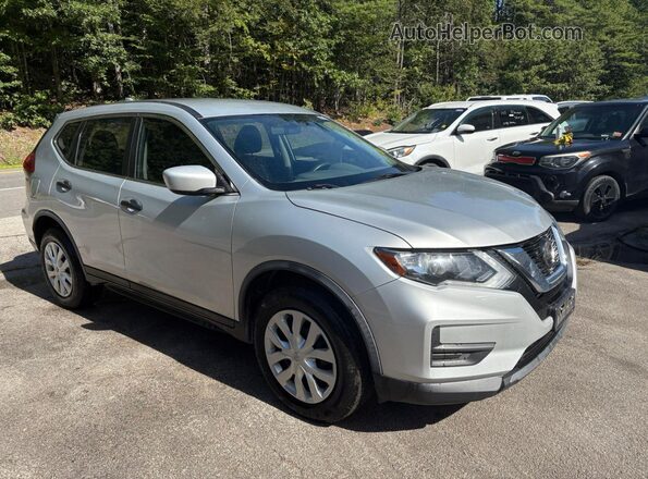 JN8AT2MVXJW310351 2018 NISSAN ROGUE Silver წინა მარცხენა ხედი სამი მეოთხედიდან