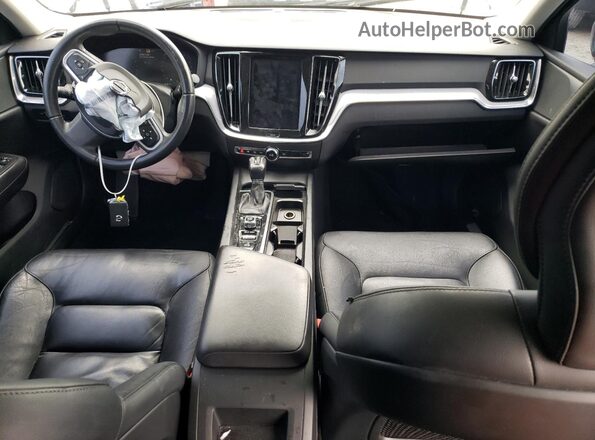 7JRA22TK1LG033240 2020 VOLVO S60 Серебряный Вид щитка приборов