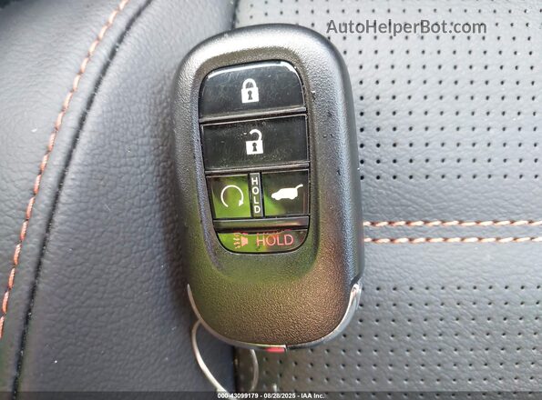 7FARS6H86SE067256 2025 HONDA CR-V HYBRID Silver Dashboard view