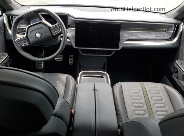 7FCTGAAL2NN000495 2022 RIVIAN R1T Зеленый Вид панели приборов
