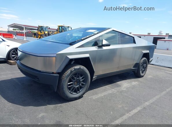 7G2CEHED5SA062985 2025 TESLA CYBERTRUCK Серебряный Панорамный вид салона 360°