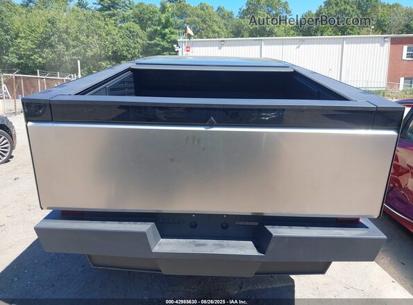 7G2CEHED6RA018262 2024 TESLA CYBERTRUCK Серебряный 