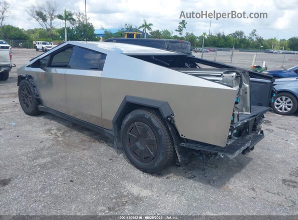 7G2CEHED7RA046314 2024 TESLA CYBERTRUCK Серебряный Задняя левая четверть
