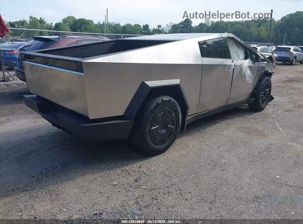 7G2CEHEE3SA061973 2025 TESLA CYBERTRUCK Silver Tył prawy