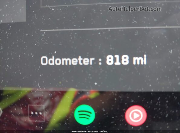 7G2CEHEE3SA061973 2025 TESLA CYBERTRUCK Silver Widok wnętrza 360 stopni