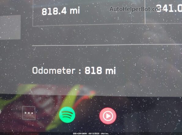 7G2CEHEE3SA061973 2025 TESLA CYBERTRUCK Silver Widok tylnych siedzeń
