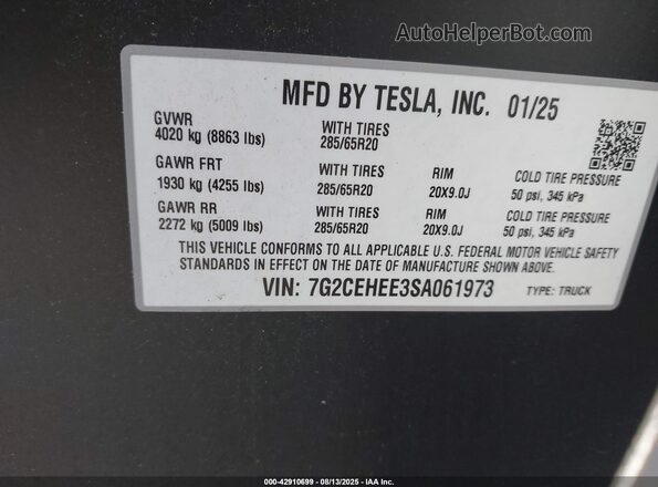 7G2CEHEE3SA061973 2025 TESLA CYBERTRUCK Silver Widok komory silnika