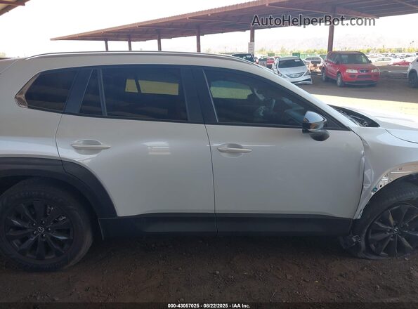 7MMVABAM4SN302218 2025 MAZDA CX-5 White Սալոնի հետևի տեսք