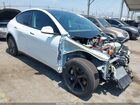 2026 Tesla Model Y Long Range Dual Motor All-wheel Drive/long Range Launch Series Белый vin: 7SAYGDEE5TF346323