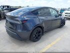 2026 Tesla Model Y   Серый vin: 7SAYGDEE9TA399944