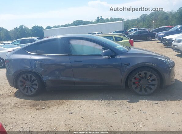 7SAYGDEF9PF614739 2023 TESLA MODEL Y Gray Widok zestawu wskaźników