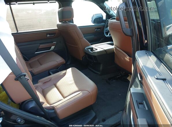 7SVAAABA9SX062686 2025 TOYOTA SEQUOIA Black Widok naklejki z numerem VIN