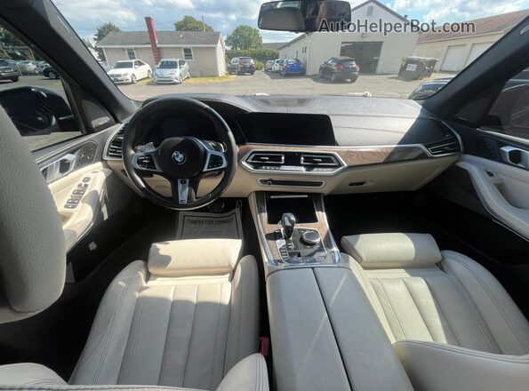 5UXJU4C03LLE46062 2020 BMW X5 Черный Вид сзади