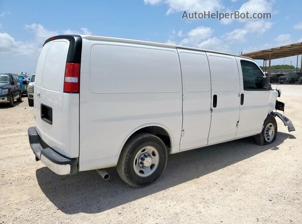 1GCWGAF74R1271408 2024 CHEVROLET EXPRESS White Delantero derecho