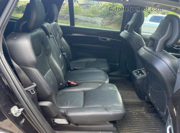 YV4A22PK3G1092689 2016 VOLVO XC90 Black Front interior view