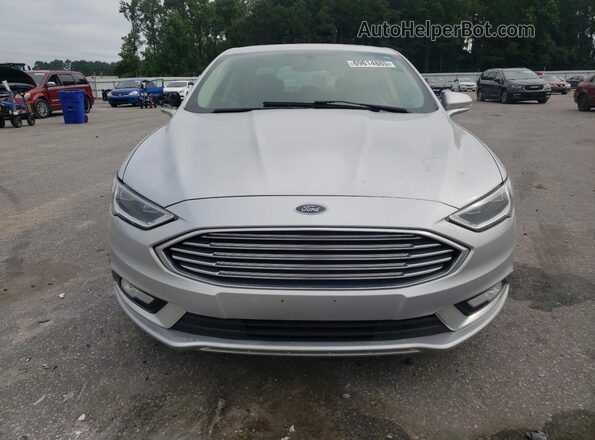 3FA6P0RU4JR128504 2018 FORD FUSION Silver Widok z tyłu