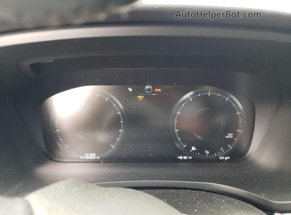 7JRA22TK1LG033240 2020 VOLVO S60 Серебряный Вид задних сидений