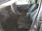 2018 Ford Focus Se Gray vin: 1FADP3K24JL271131