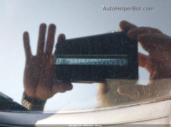 JA4AD3A38LZ010627 2020 MITSUBISHI OUTLANDER Серебряный 