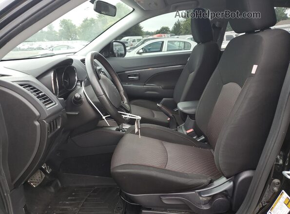 JA4AP3AU6JU007638 2018 MITSUBISHI OUTLANDER Black Widok wnętrza z przodu