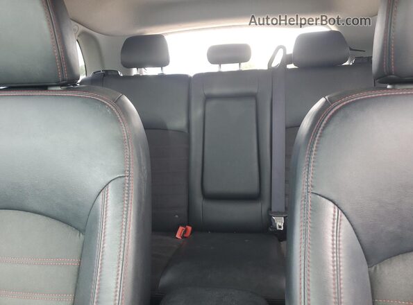 JA4AP3AWXJU000340 2018 MITSUBISHI OUTLANDER Silver Rear seats view