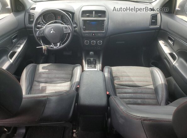 JA4AP3AWXJU000340 2018 MITSUBISHI OUTLANDER Silver Dashboard view
