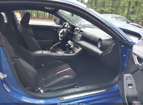 JF1ZDBE16P9701470 2023 SUBARU BRZ Синий Вид салона спереди
