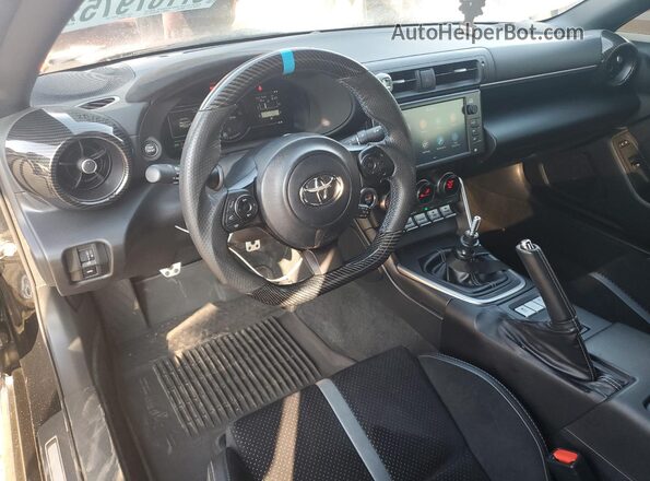 JF1ZNBE13N9757067 2022 TOYOTA GR Черный Вид панели приборов