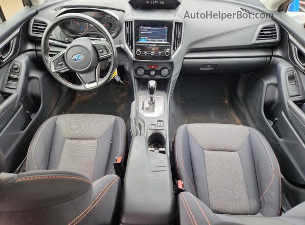 JF2GTABC9JH273266 2018 SUBARU CROSSTREK Gray Dashboard view