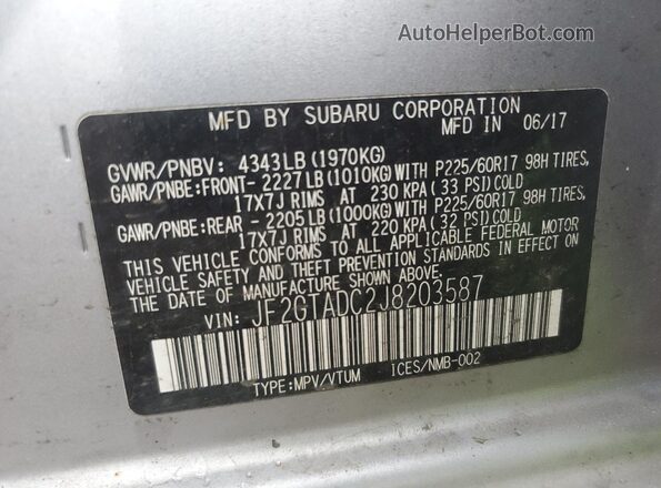 JF2GTADC2J8203587 2018 SUBARU CROSSTREK Silver Vista del compartimento del motor