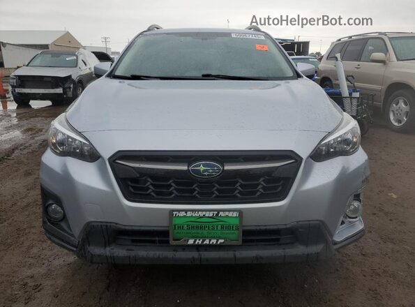 JF2GTADC2J8203587 2018 SUBARU CROSSTREK Silver Vista frontal
